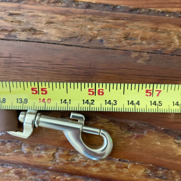 Small Dog Leash/Lead 1/2 Inch Wide, Tan with Gold Hardware, Puppytie - Picture 8 of 8